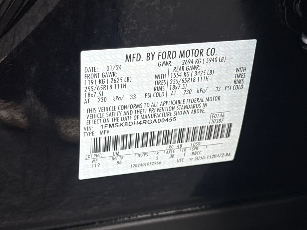 Used 2024 Ford Explorer XLT AWD/4WD image 18