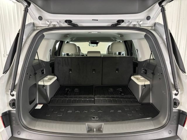 Used 2026 Hyundai Santa Fe SEL FWD image 14