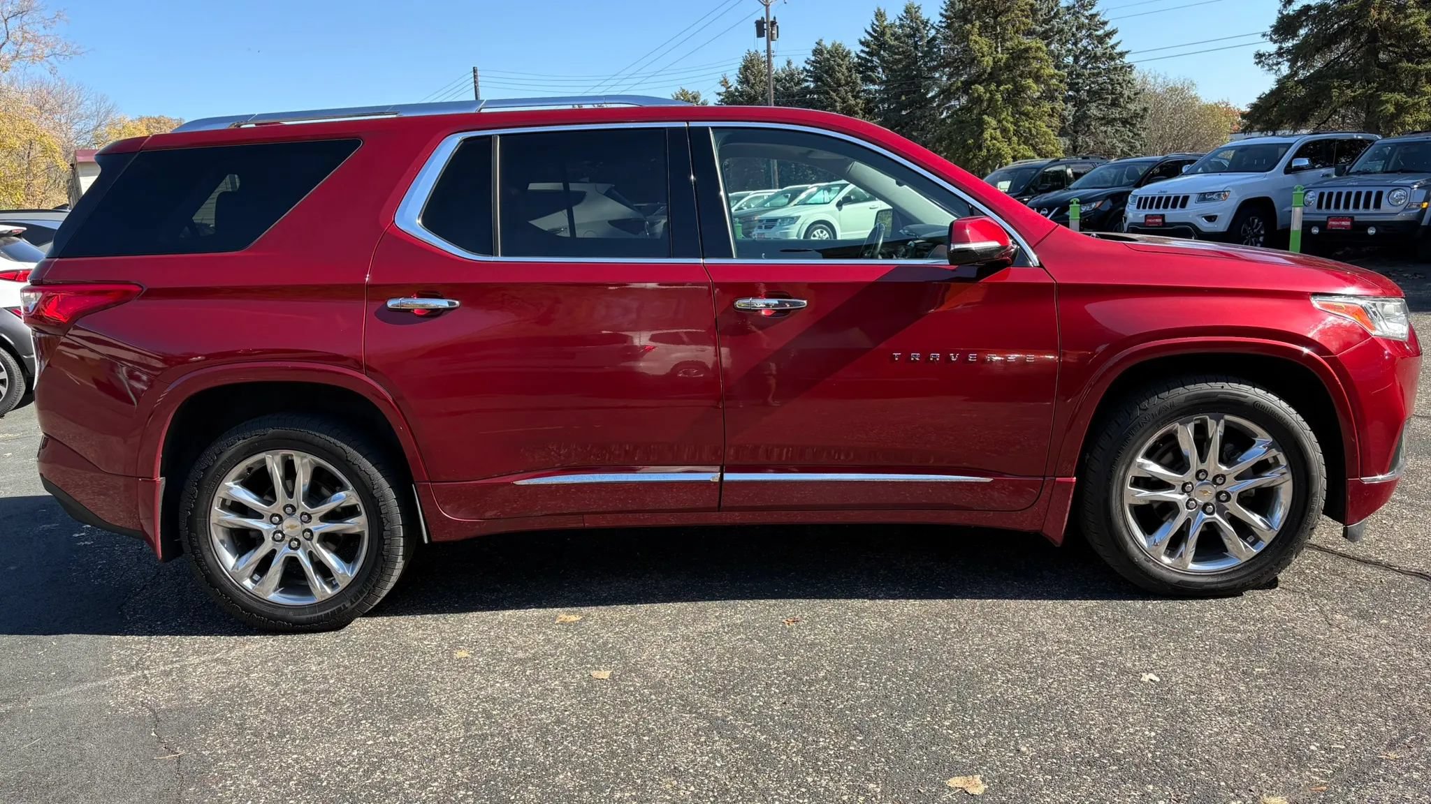 Used 2019 Chevrolet Traverse High Country AWD/4WD image 11