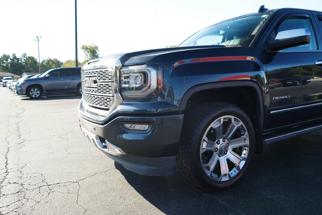 Used 2018 GMC Sierra 1500 Denali w/ Denali Ultimate Package AWD/4WD image 19