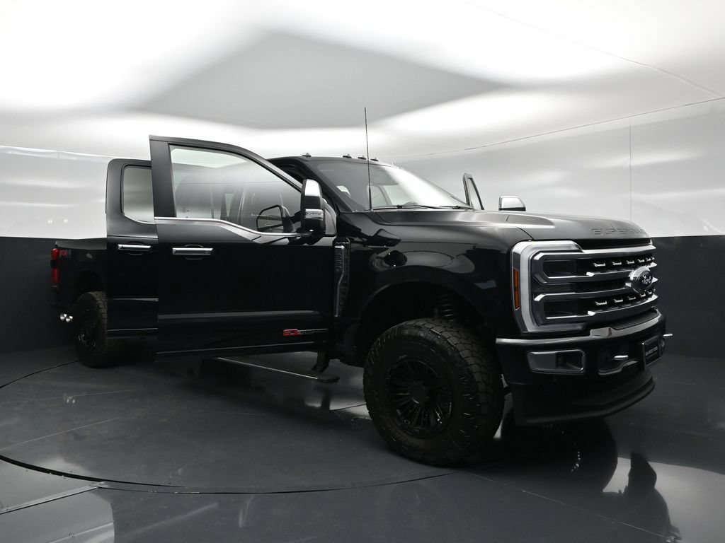 Used 2024 Ford F350 Platinum AWD/4WD image 33