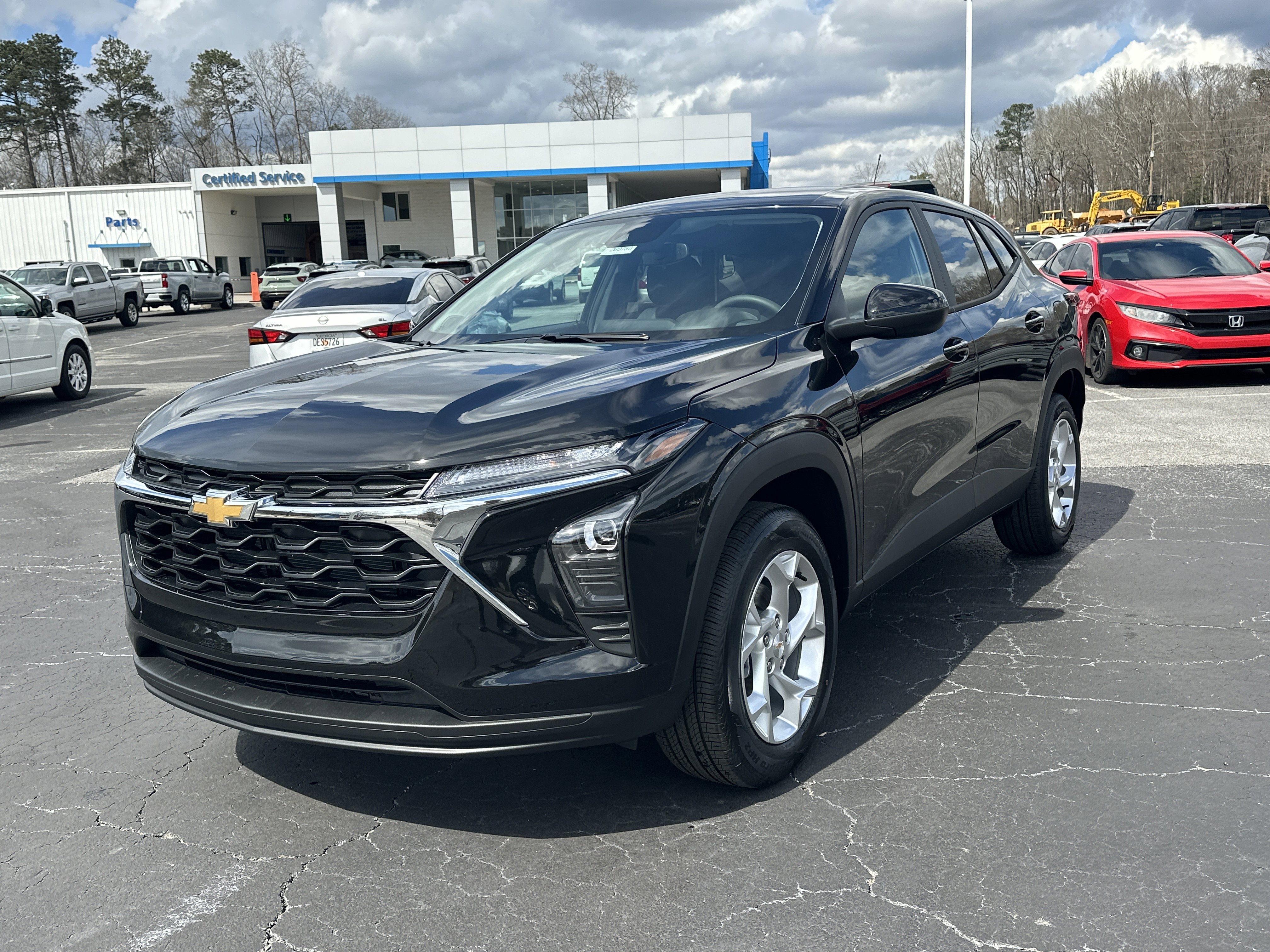 New 2026 Chevrolet Trax LS w/ LS Convenience Package FWD image 5