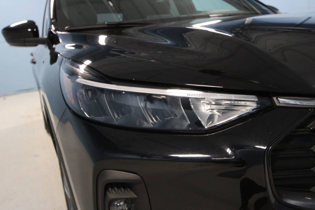 Used 2025 Ford Escape ST-Line Select AWD/4WD image 32