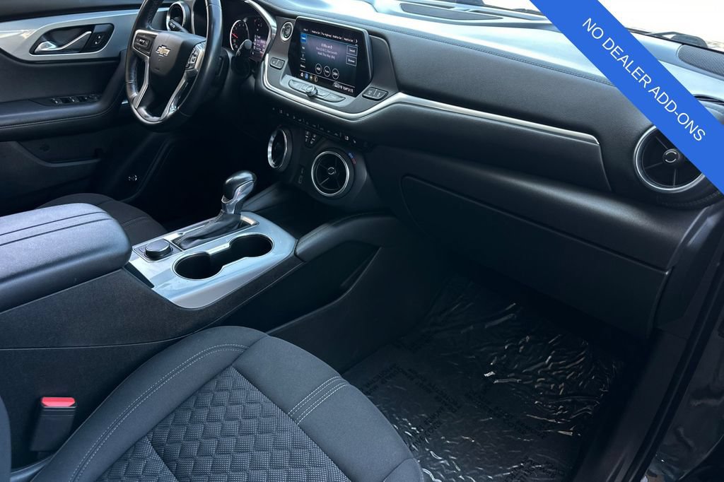 Used 2020 Chevrolet Blazer LT FWD image 18