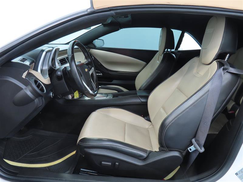 Used 2013 Chevrolet Camaro SS RWD image 18