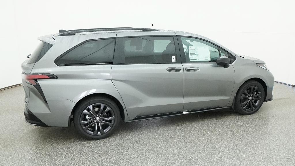 New 2026 Toyota Sienna XSE FWD image 16