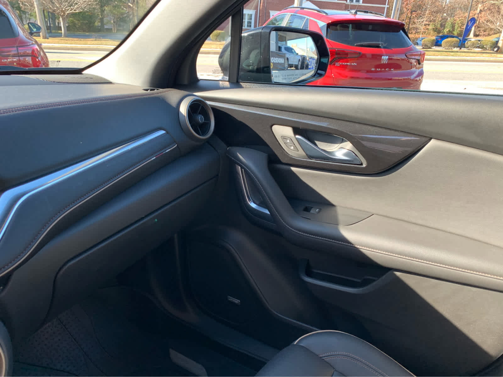 Used 2023 Chevrolet Blazer Premier w/ Enhanced Convenience Package image 22