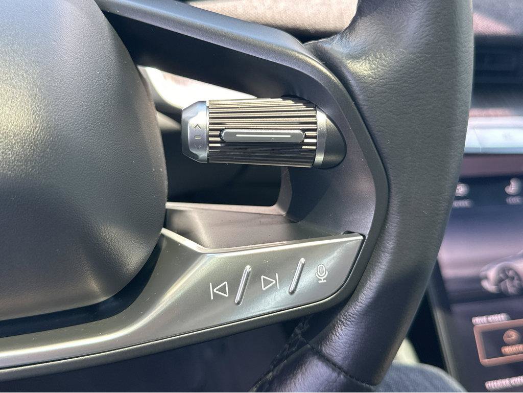 Used 2024 Lucid Air Touring AWD/4WD image 23
