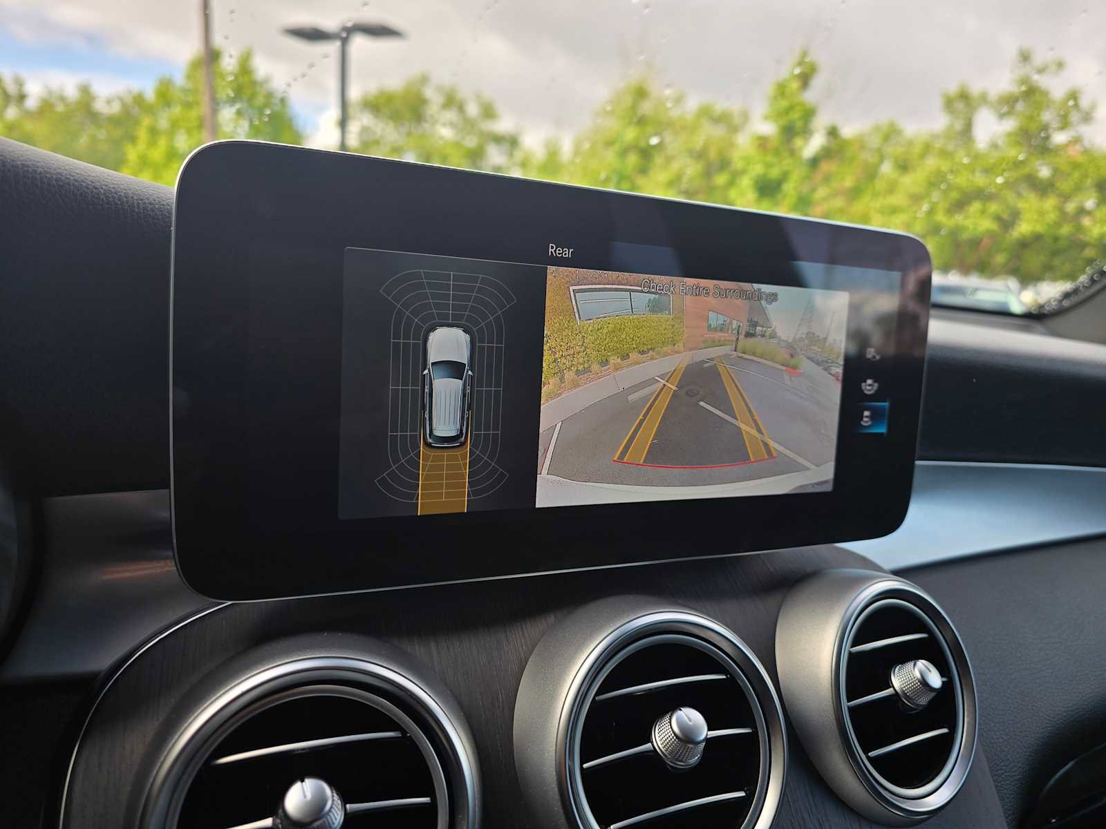 Certified 2022 Mercedes-Benz GLC 300 4MATIC image 29