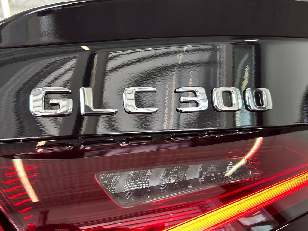 New 2027 Mercedes-Benz GLC 300 4MATIC image 29