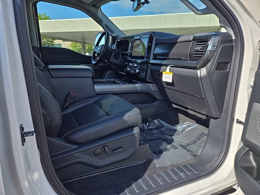 New 2026 Ford F250 Lariat image 30
