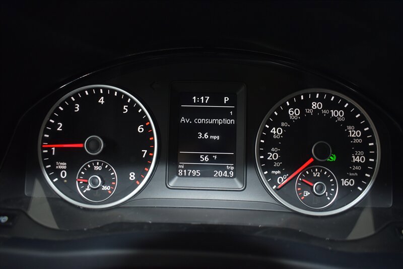 Used 2017 Volkswagen Tiguan Limited FWD image 12