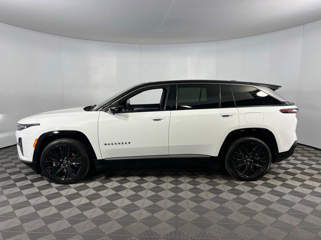 Used 2024 Jeep Wagoneer Launch Edition image 9