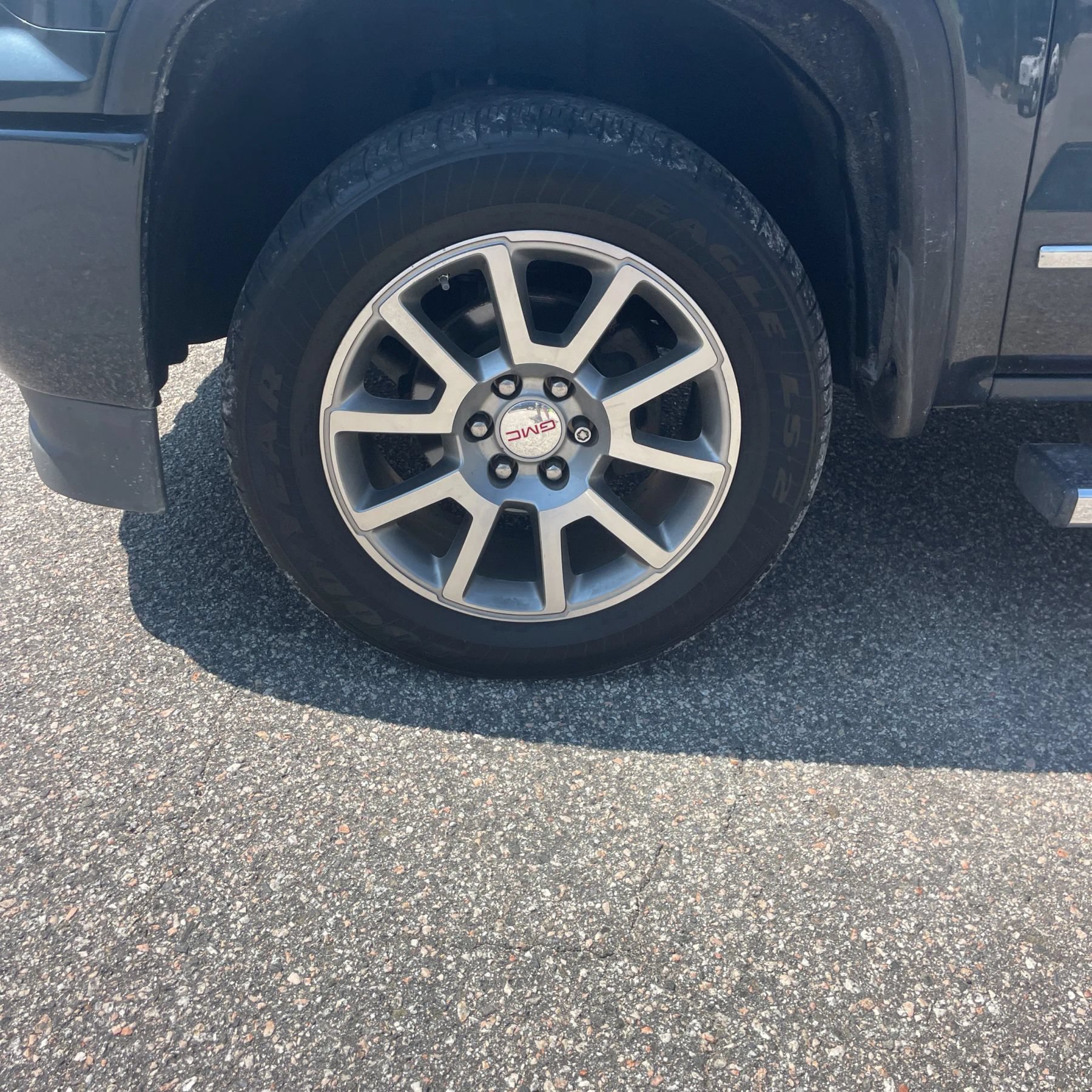 Used 2018 GMC Sierra 1500 Denali AWD/4WD image 15