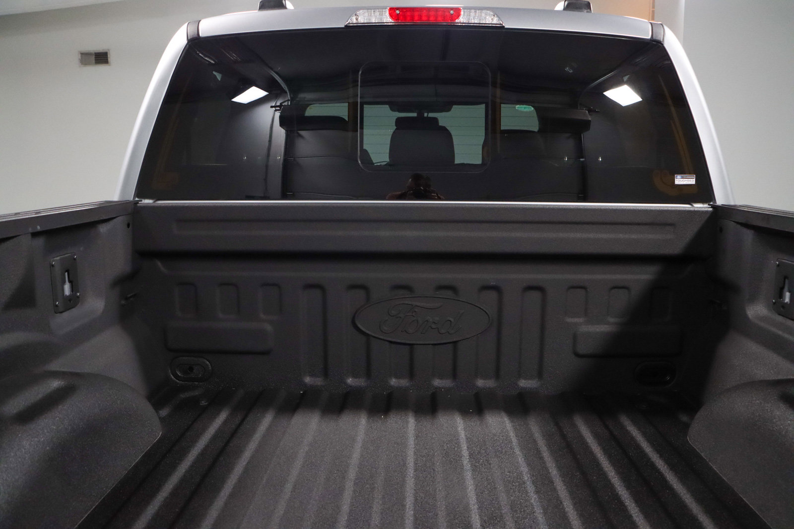 Used 2023 Ford F150 Lariat w/ Equipment Group 502A High image 30