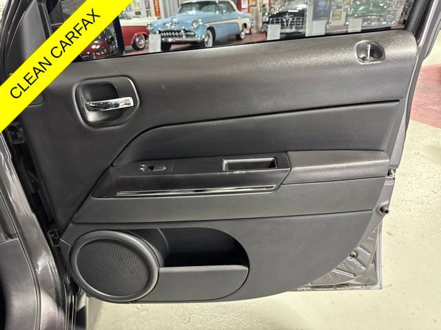 Used 2015 Jeep Patriot Limited AWD/4WD image 37