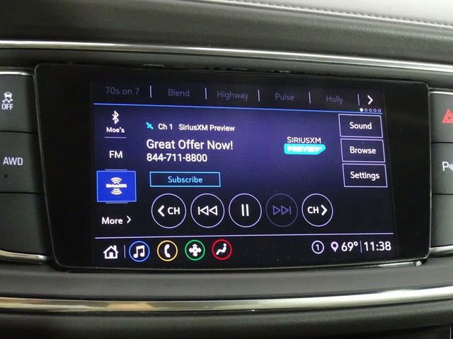 Used 2020 Buick Enclave Essence w/ LPO, Luxury Package image 30