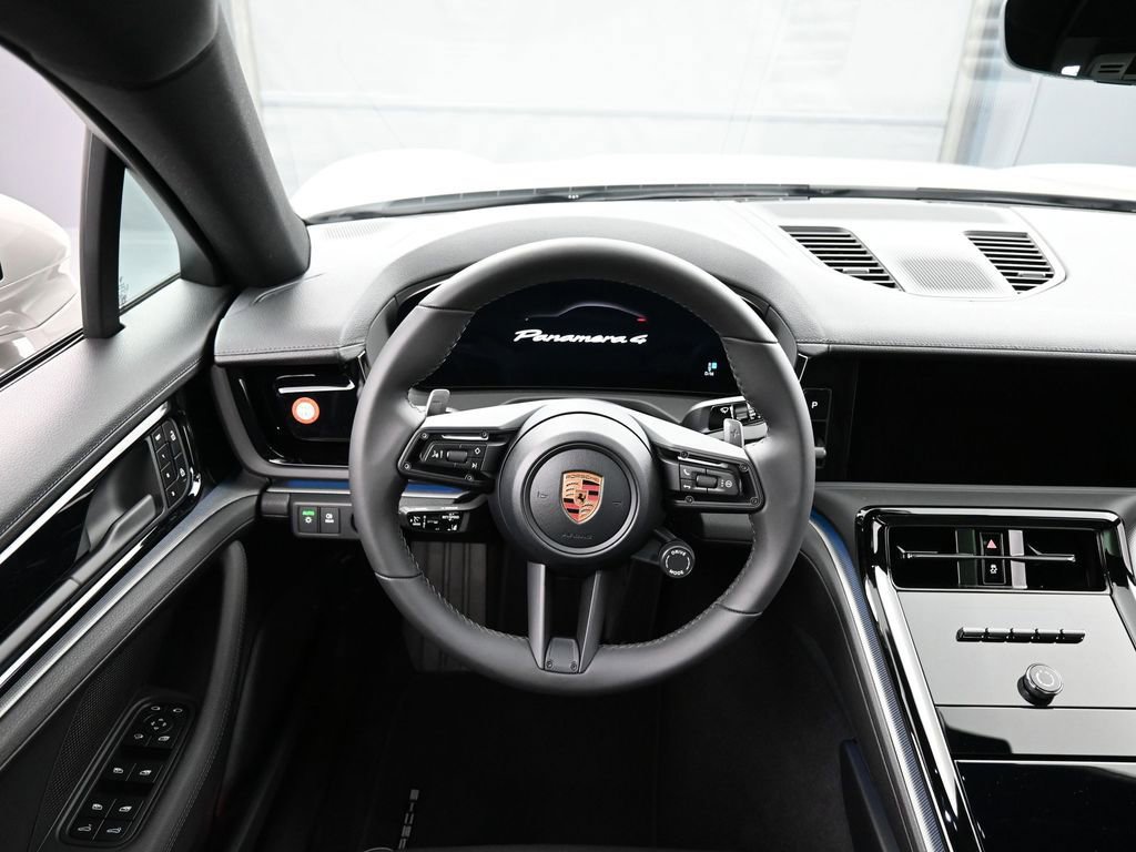 New 2026 Porsche Panamera 4 image 18