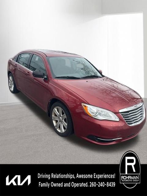 Used 2013 Chrysler 200 Touring image 7