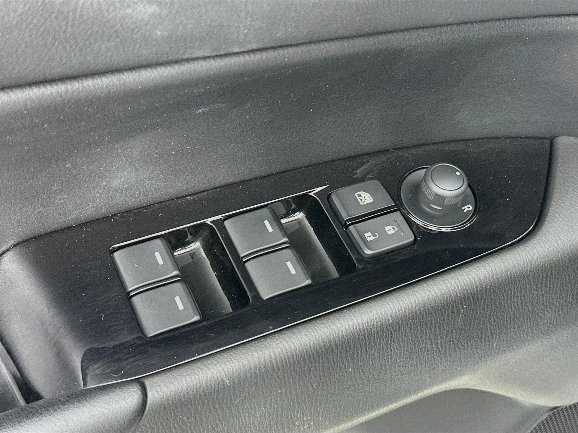 Used 2021 MAZDA CX-5 Touring FWD image 17