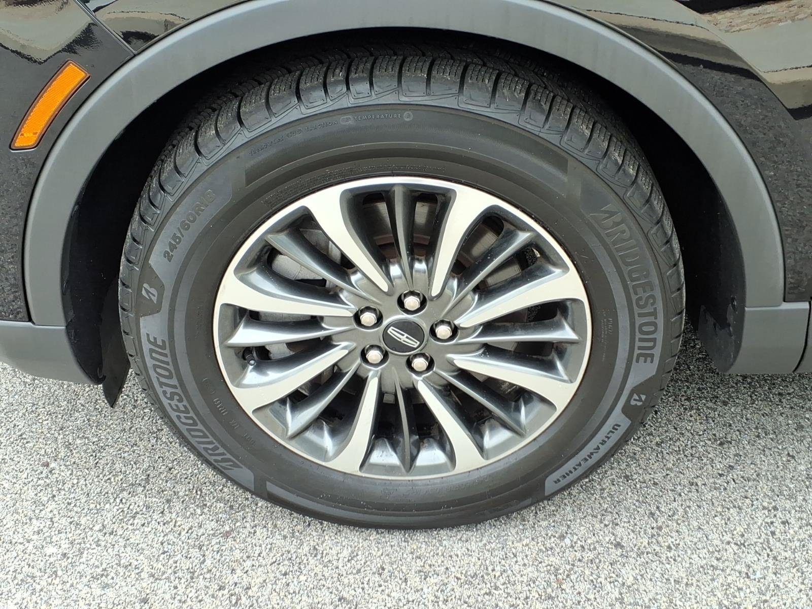 Certified 2023 Lincoln Nautilus FWD w/ Premium Package image 9