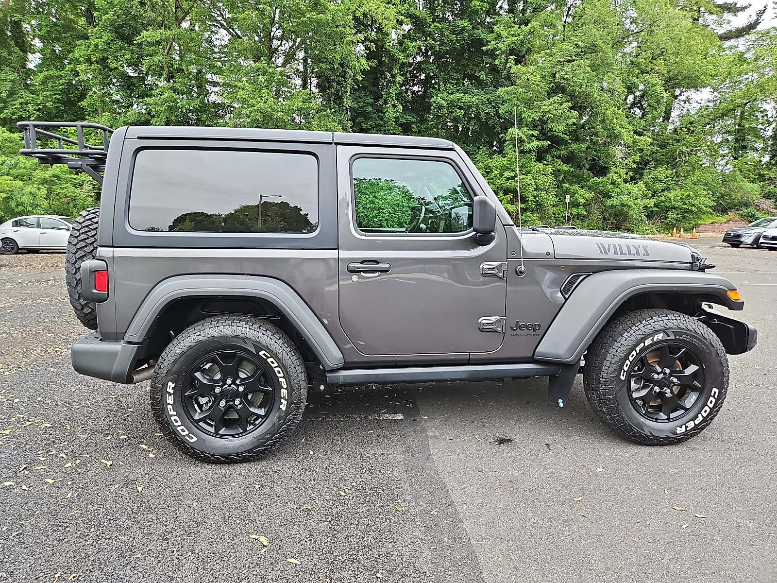 Used 2022 Jeep Wrangler Sport AWD/4WD image 7