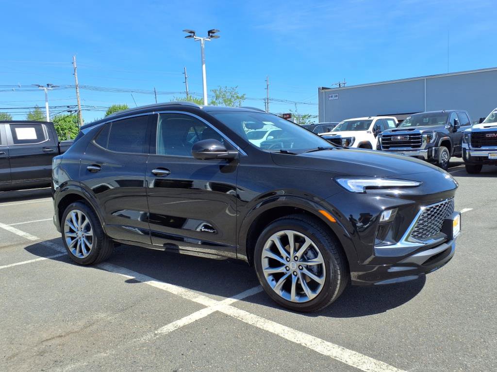 Certified 2024 Buick Encore GX Avenir w/ Avenir Technology Package image 21