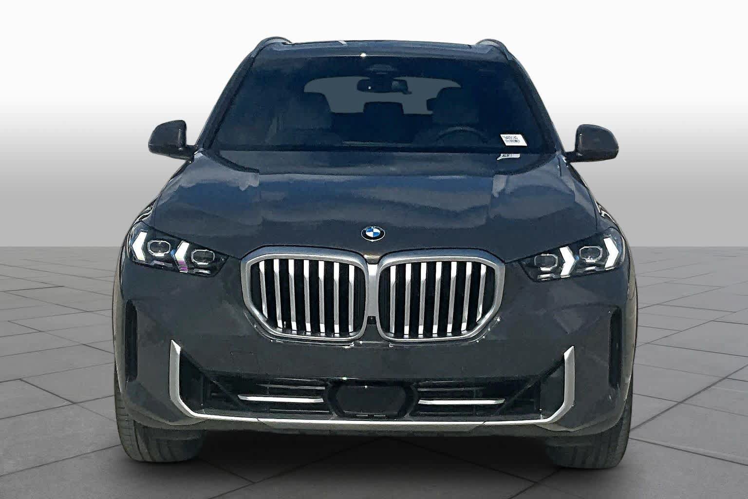 Used 2026 BMW X5 sDrive40i w/ Climate Comfort Package RWD image 3