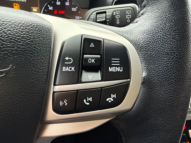 Used 2023 Ford Explorer XLT w/ Equipment Group 202A AWD/4WD image 21