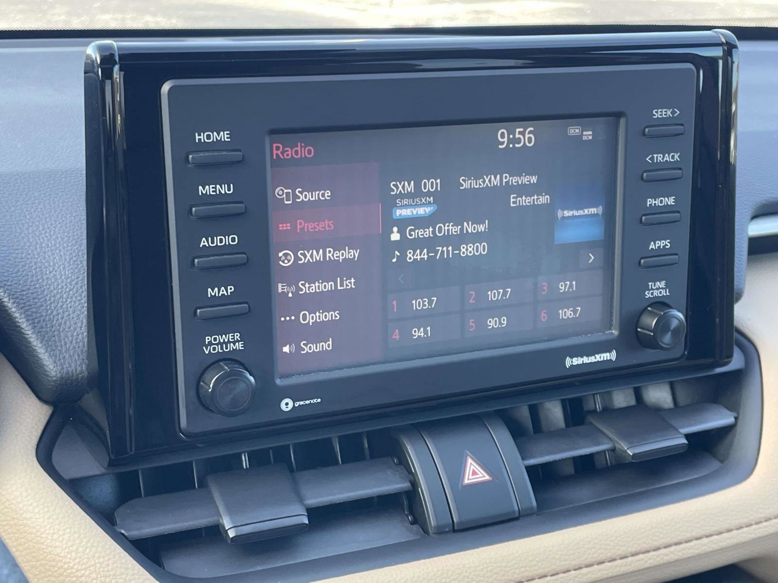 Used 2020 Toyota RAV4 XLE w/ Convenience Package image 8