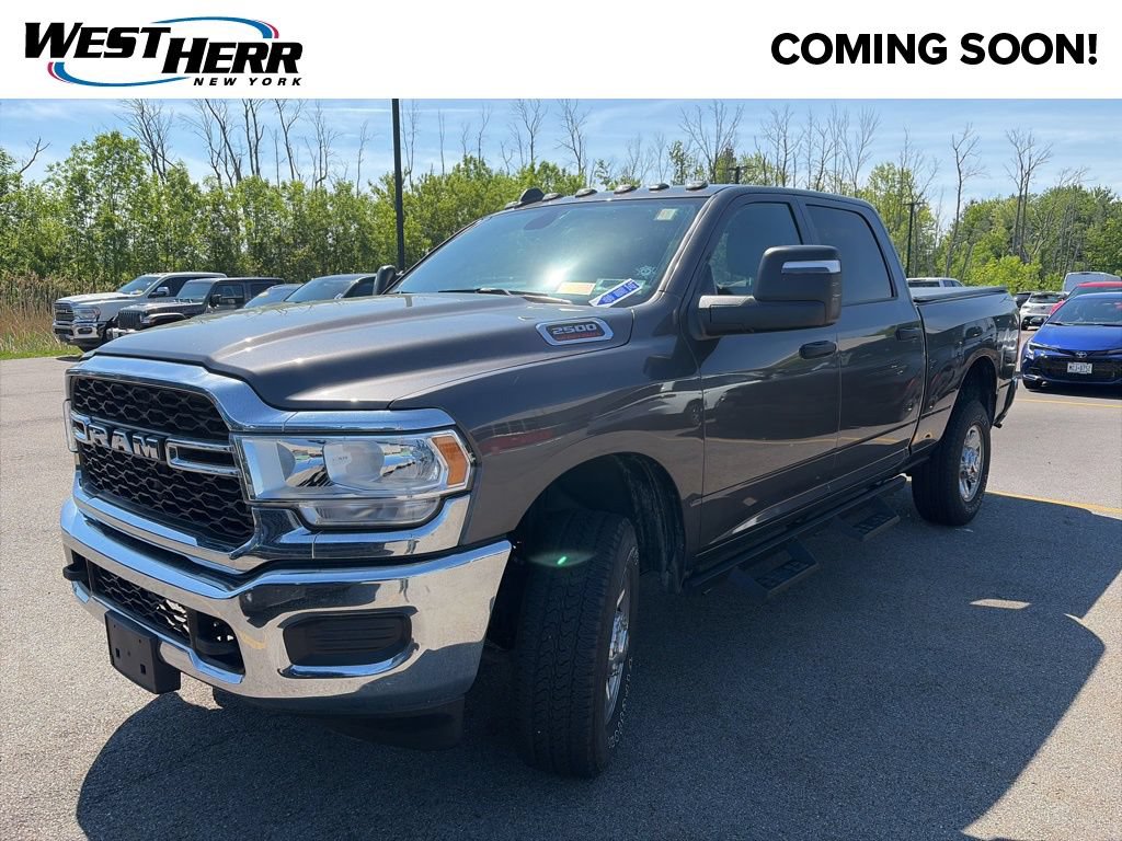 Used 2024 RAM 2500 Tradesman w/ Chrome Appearance Group AWD/4WD image 4