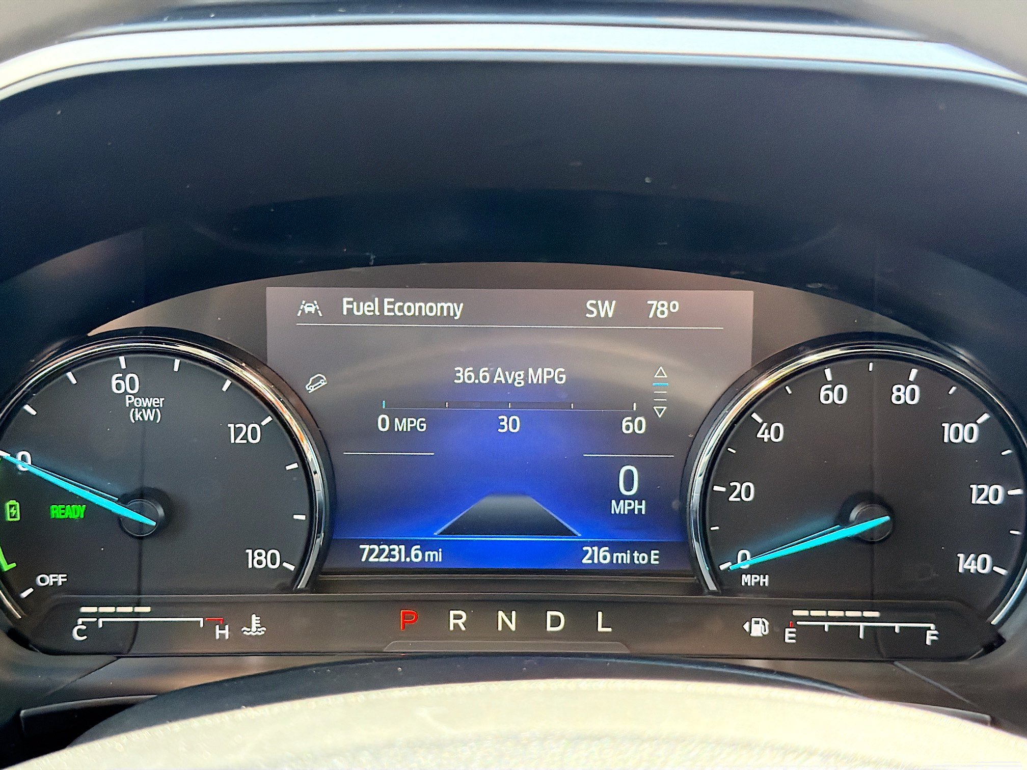 Used 2021 Ford Escape SE FWD image 18