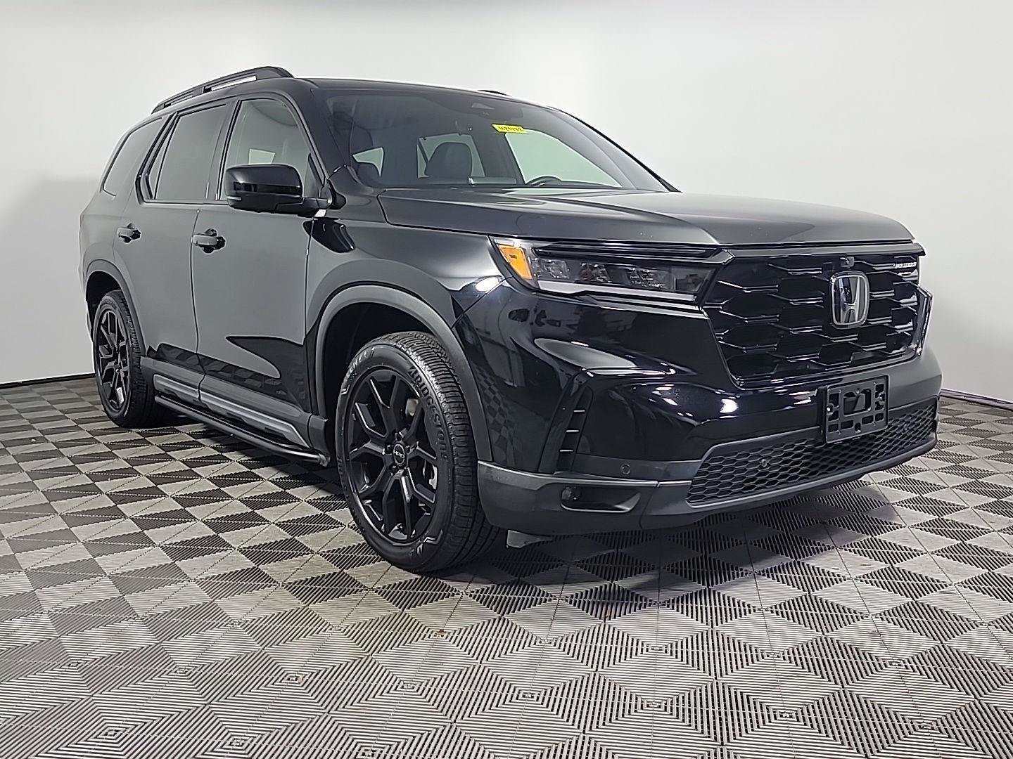 Certified 2025 Honda Pilot Black Edition