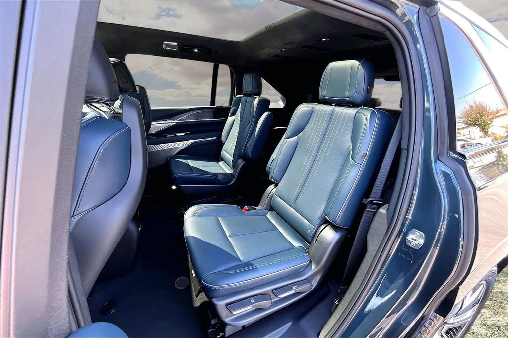 Certified 2025 Cadillac Escalade IQ Luxury 2 image 22