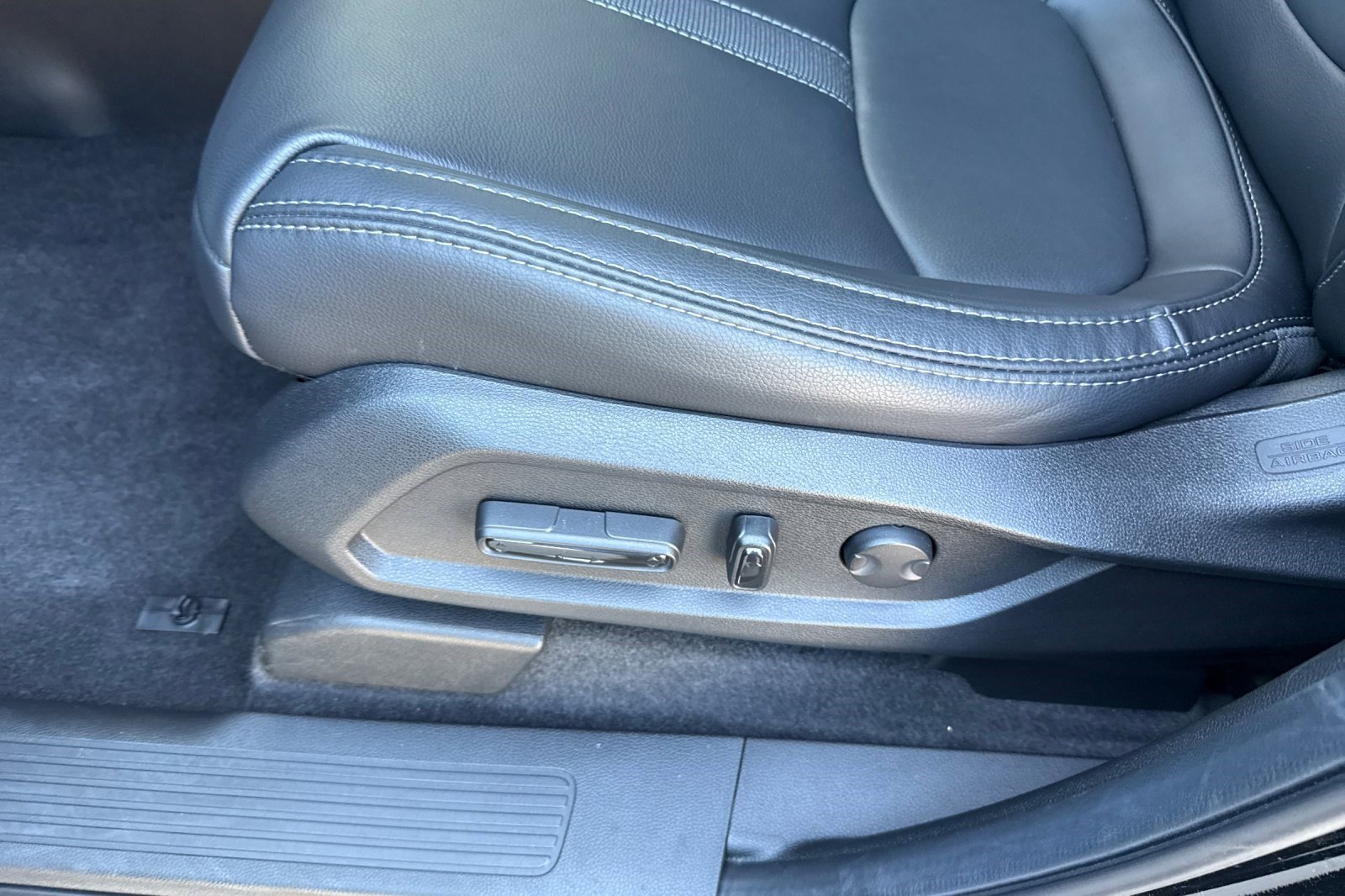 Certified 2025 Honda Pilot Touring image 13