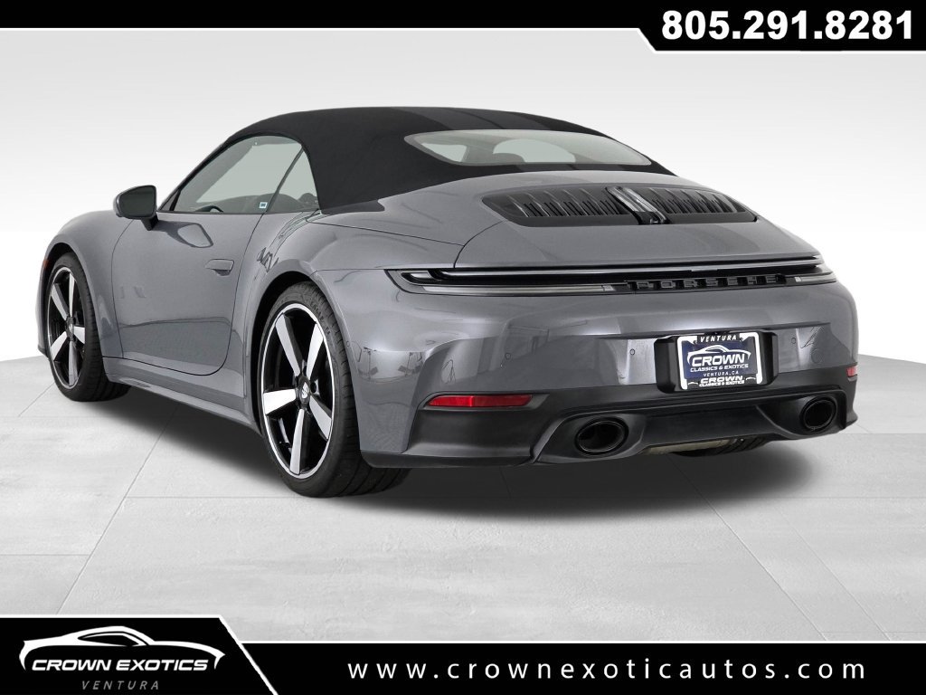 Used 2025 Porsche 911 Carrera w/ Premium Package RWD image 10