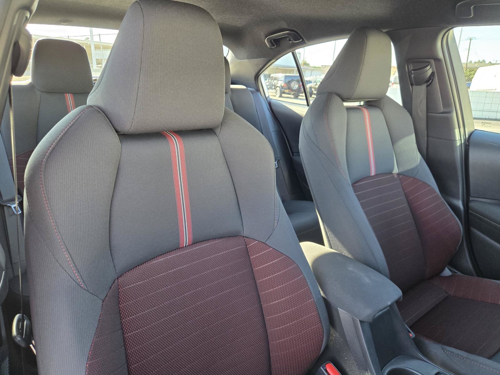 Used 2026 Toyota Corolla SE FWD image 33