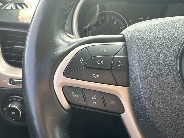 Used 2014 Jeep Cherokee Latitude w/ Cold Weather Group AWD/4WD image 20