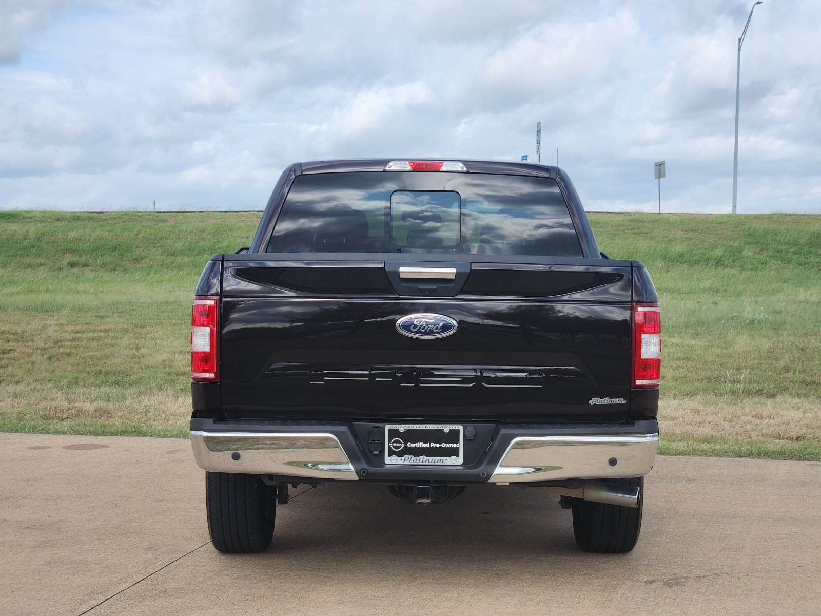 Used 2020 Ford F150 XLT w/ Equipment Group 302A Luxury RWD image 8