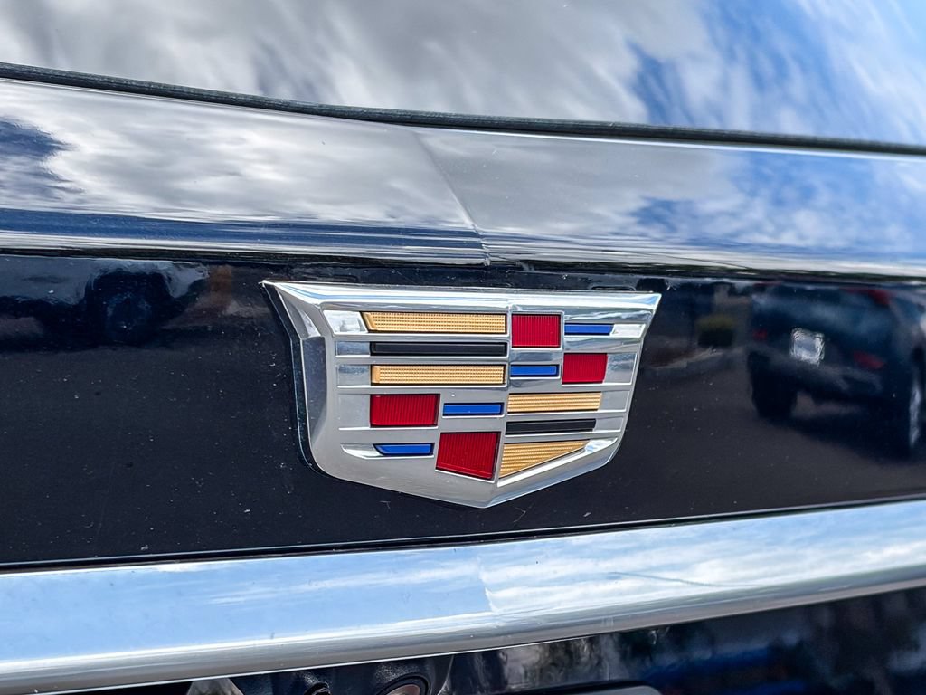 Certified 2025 Cadillac XT6 Luxury FWD image 5