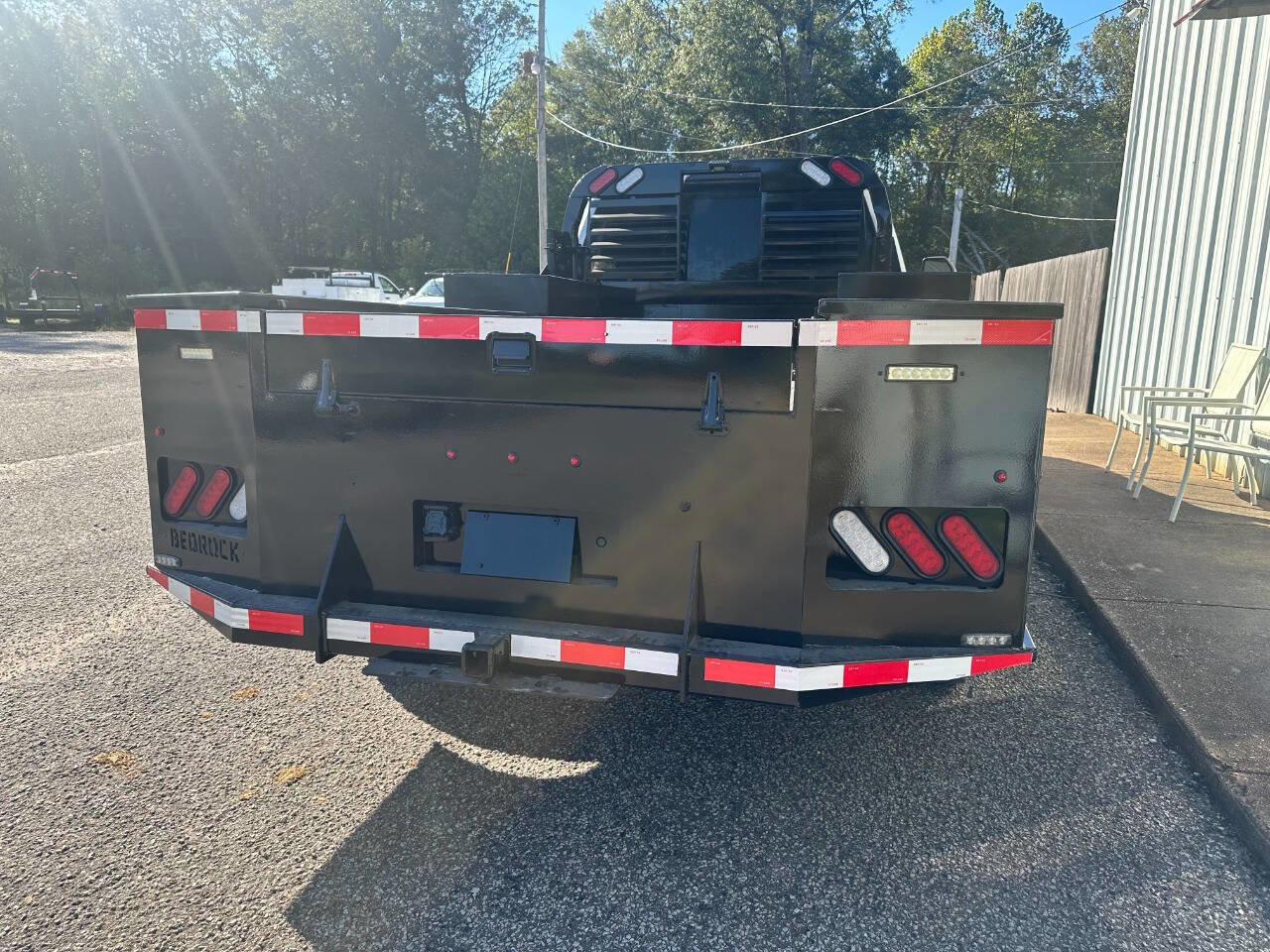 Used 2022 Ford F350 XLT image 25