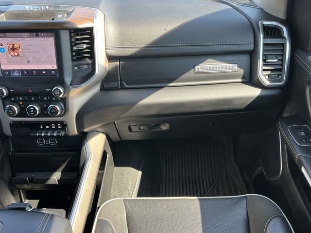 Used 2022 RAM 1500 Laramie AWD/4WD image 18
