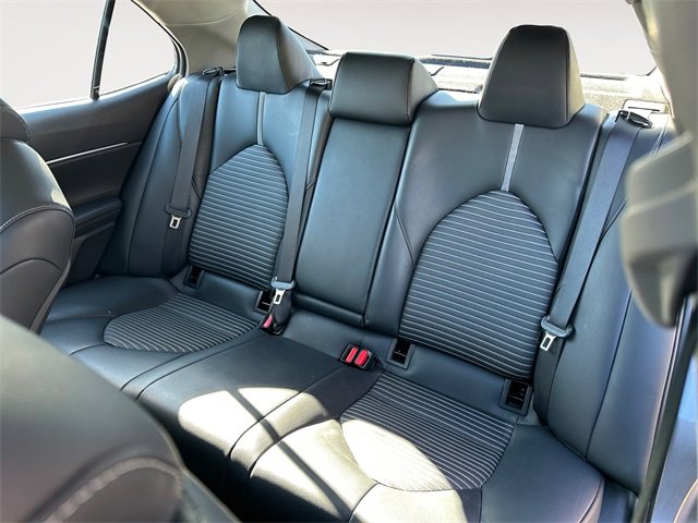 Used 2019 Toyota Camry SE w/ Convenience Package image 13