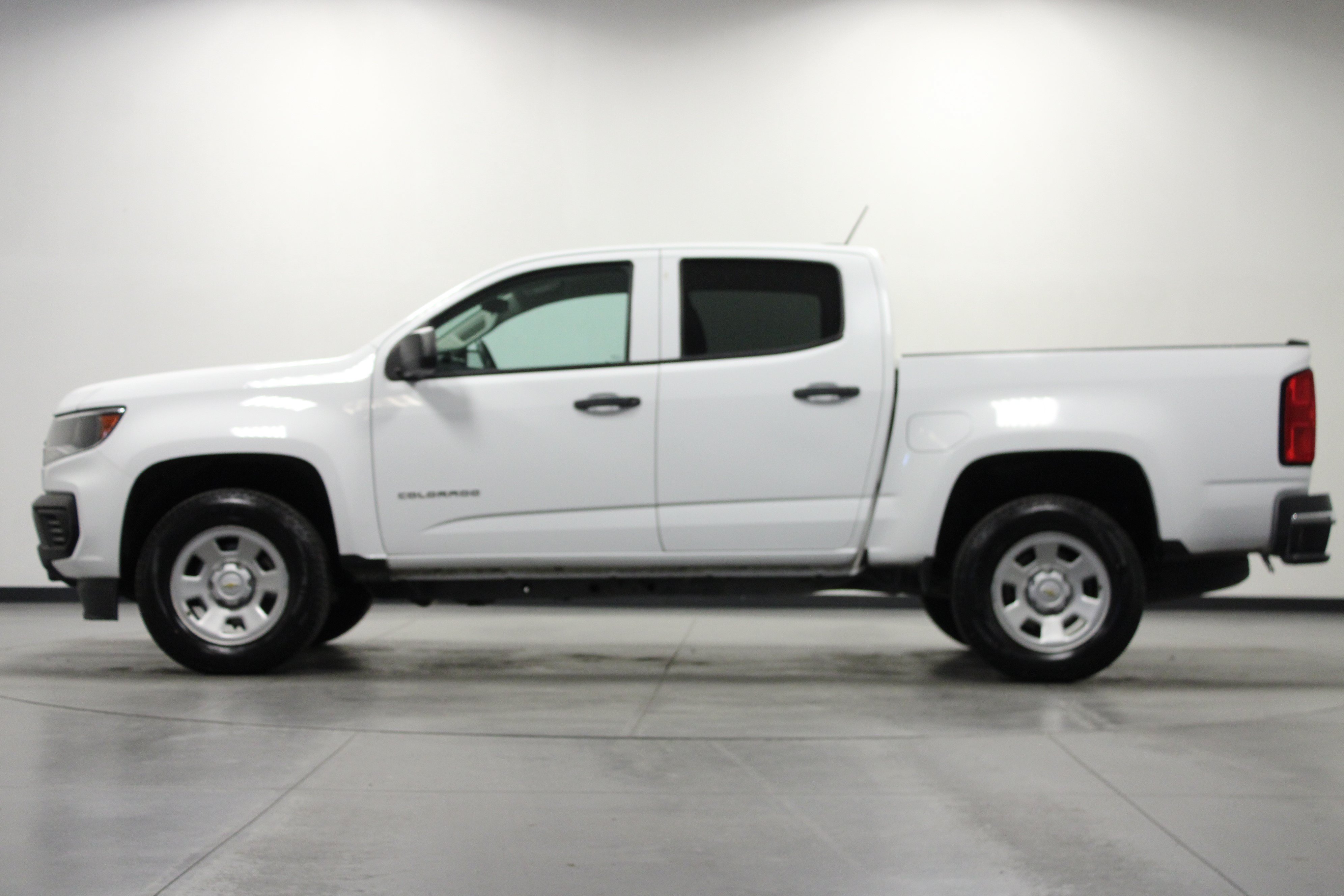 Used 2022 Chevrolet Colorado W/T w/ WT Convenience Package RWD image 7