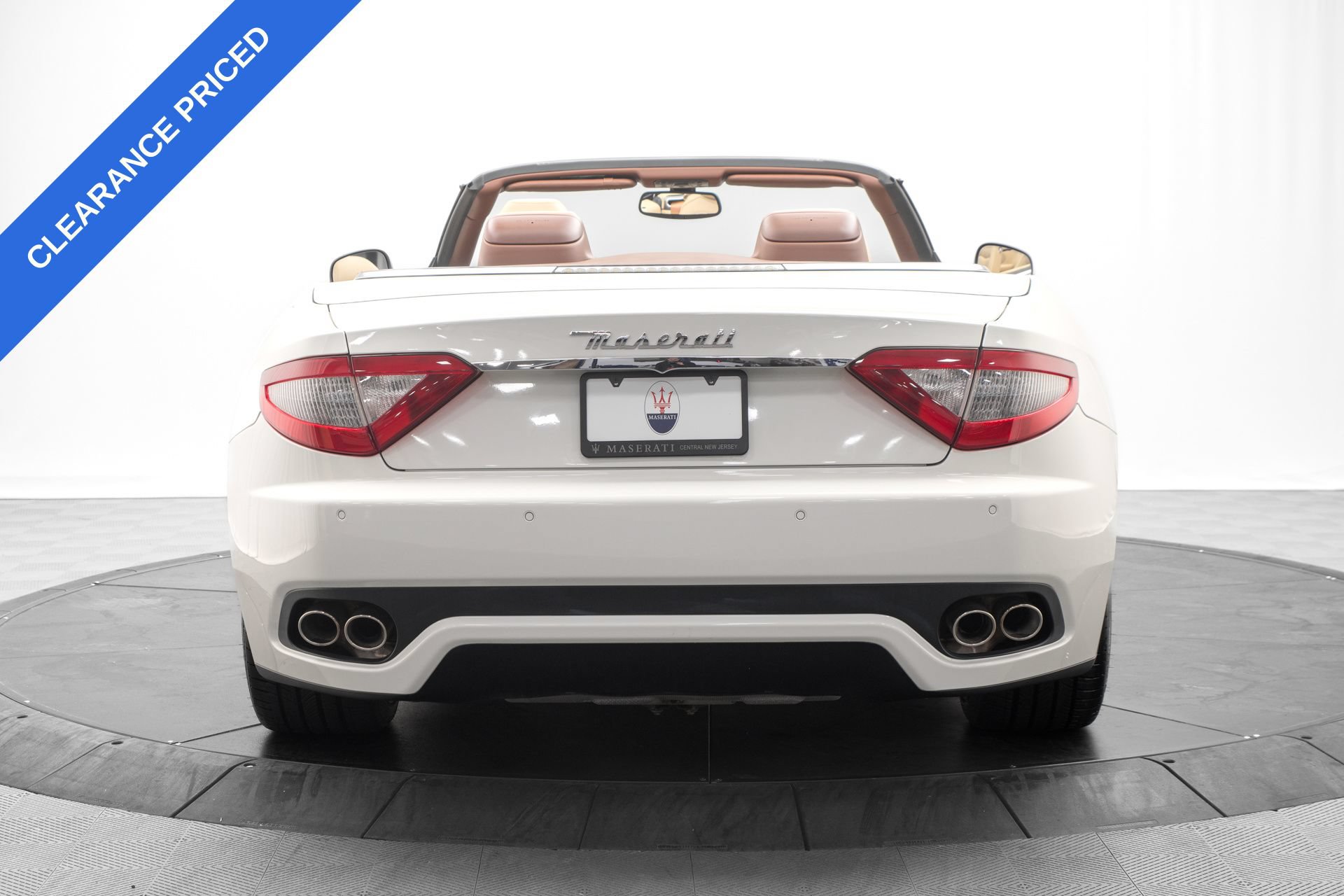 Used 2013 Maserati GranTurismo Convertible RWD image 4