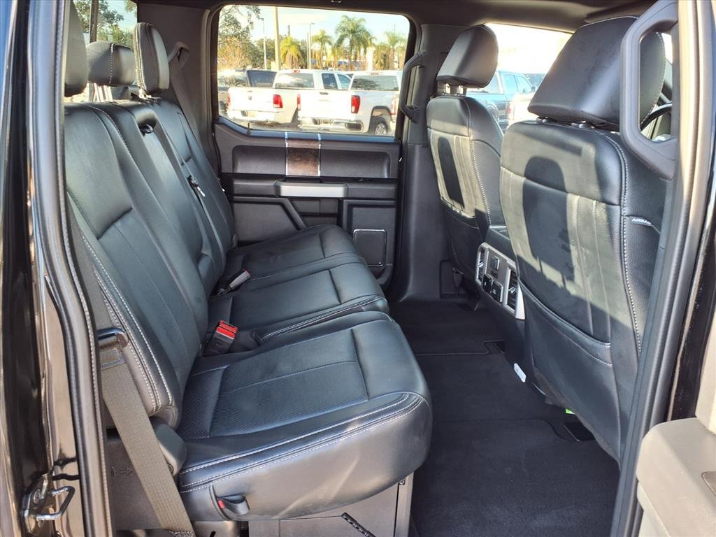 Used 2022 Ford F250 Lariat w/ Black Appearance Package image 17