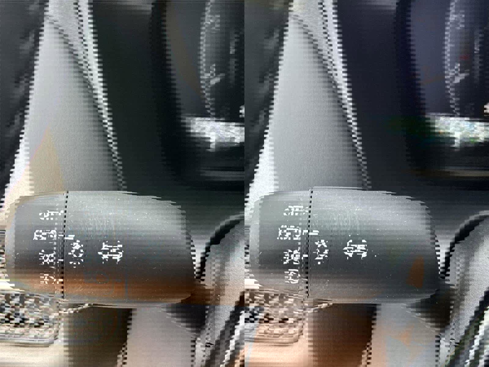 Used 2024 Honda HR-V EX-L image 22