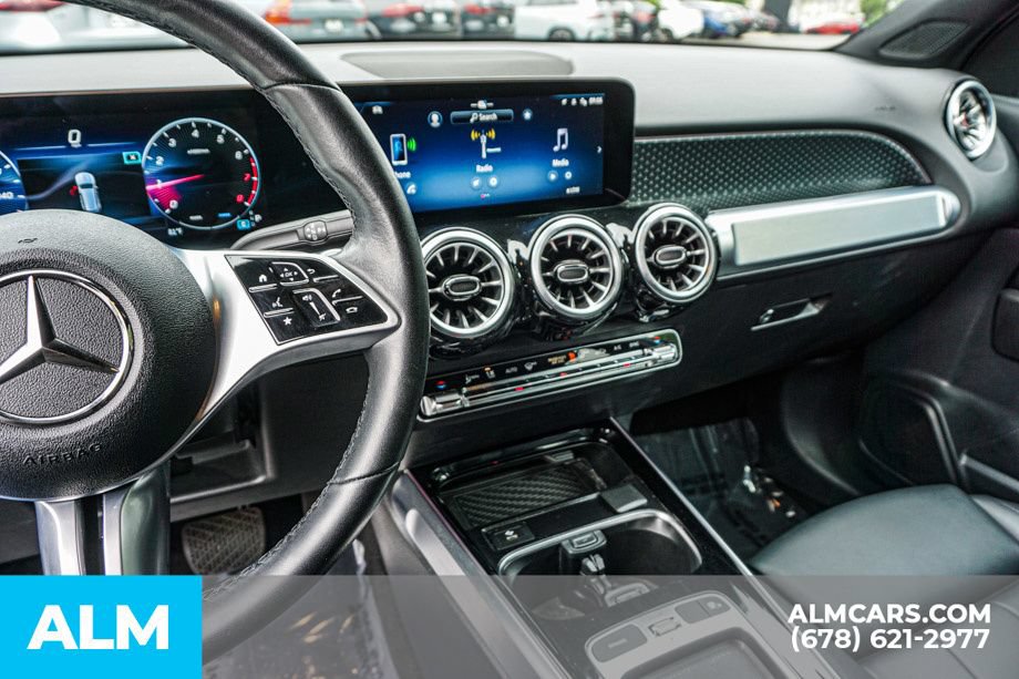 Used 2024 Mercedes-Benz GLB 250 image 31