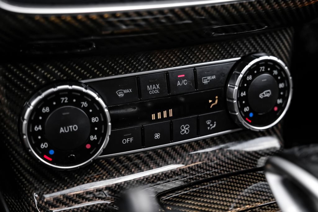 Used 2017 Mercedes-Benz G 63 AMG 4MATIC image 28