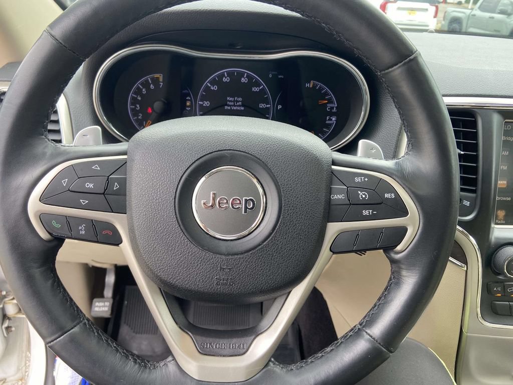 Used 2016 Jeep Grand Cherokee Limited AWD/4WD image 36
